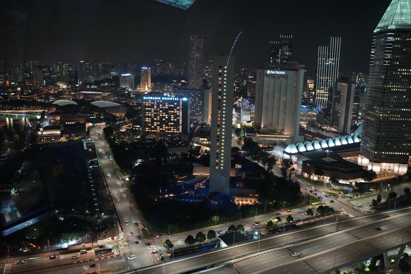 Singapur leuchtet