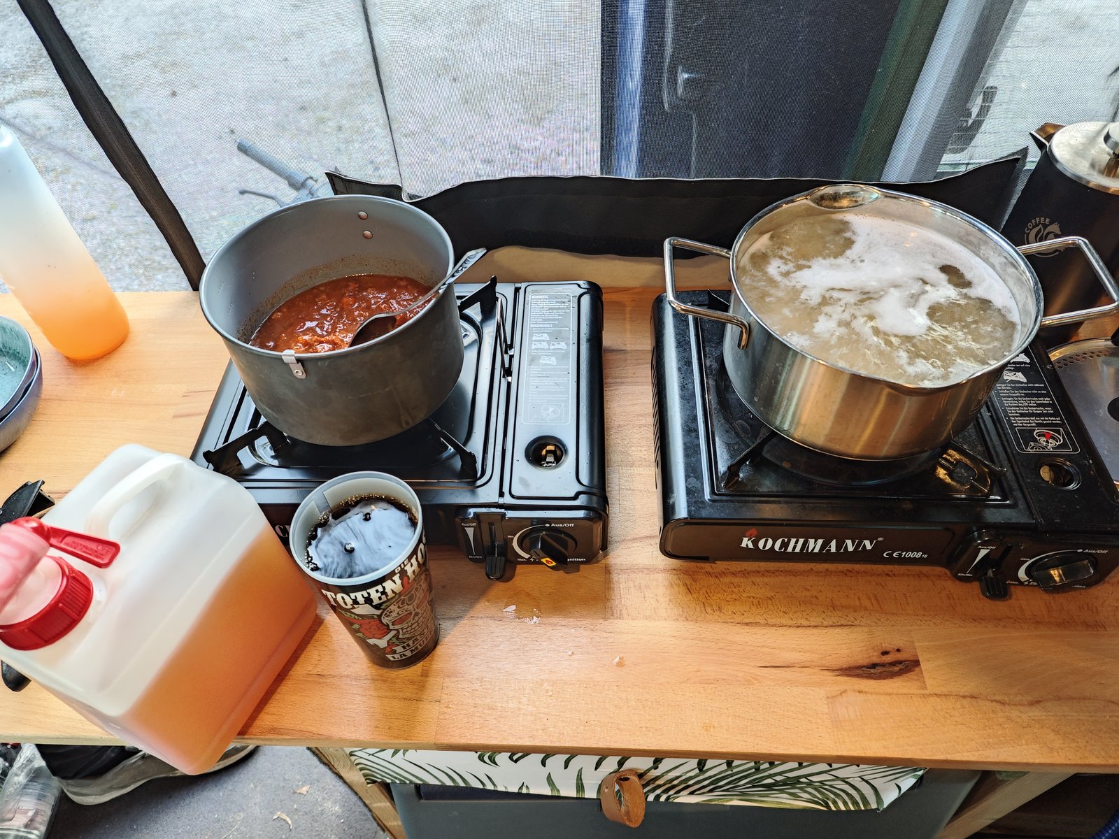 Geburtstags-Camping-Essen